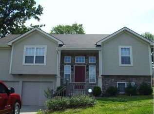 3601 Shrine Park Rd, Leavenworth, KS 66048
