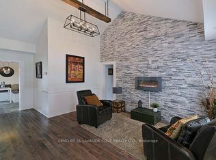 15 Tyler St, Aurora, ON L4G 2M7