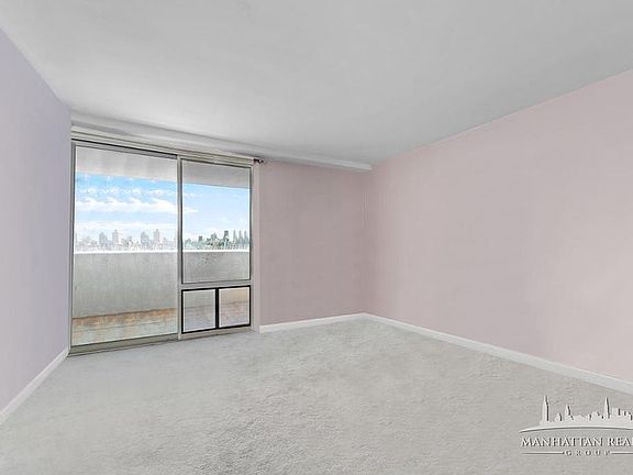 5th image of 100 W 94th St APT 18G