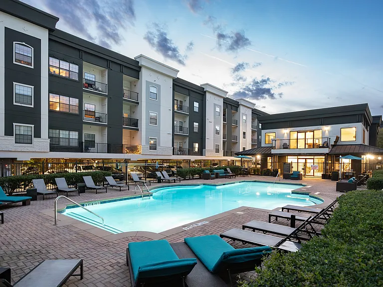 The Grove Chamblee — Photo 15
