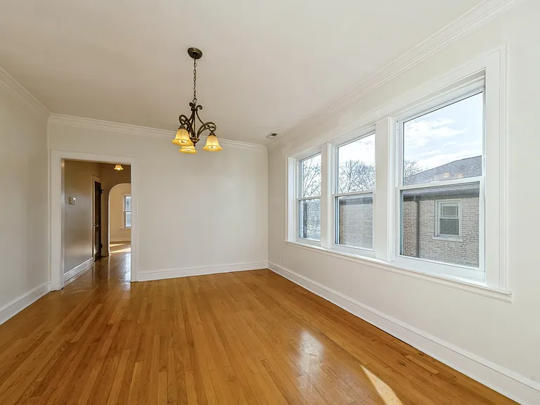 5736 N Richmond St #2 — Photo 6