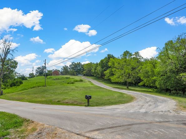 1489 Cheatham Springs Rd, Eagleville, TN 37060