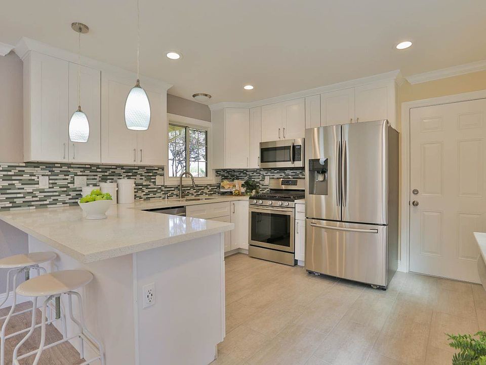 1st image of 5965 Cahalan Ave