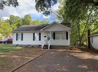 214 E Wilson Ave, Mooresville, NC 28115