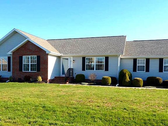 2nd image of 15197 Autumn Oaks Dr