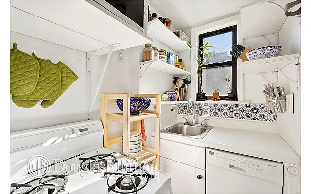 Sold by Douglas Elliman | media 3