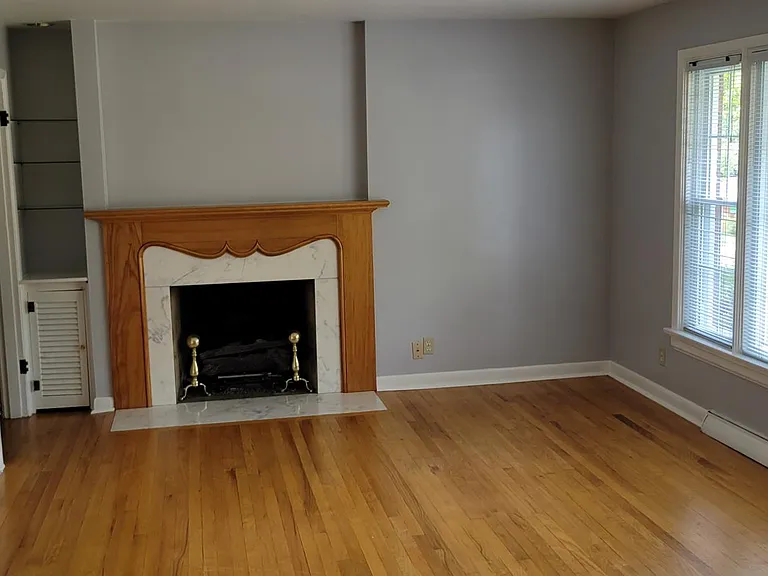 1089 Rosetree Ln — Photo 13