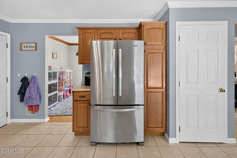 5th image of 1631 Midstate Lane