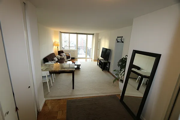 Rented by Owner | media 23