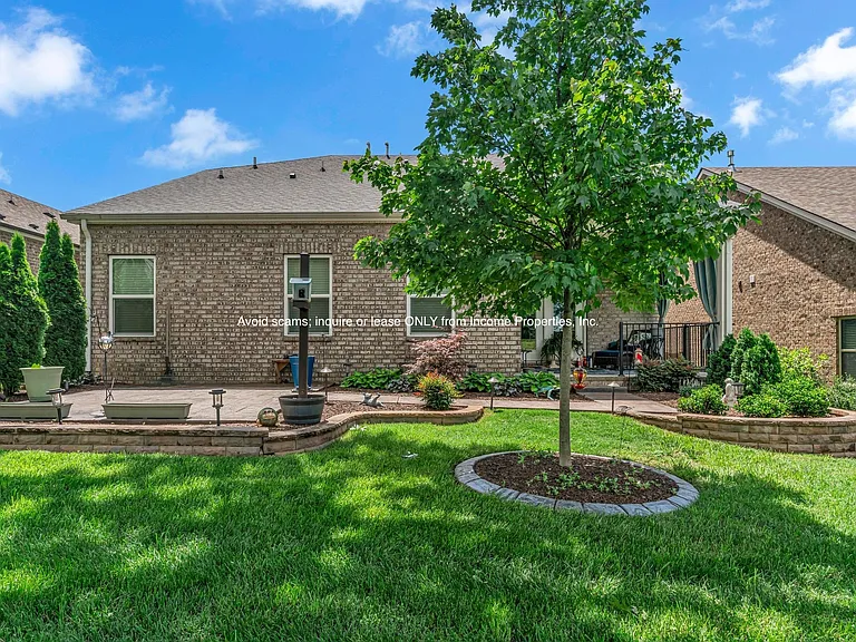 4937 Riverbank Dr — Photo 37
