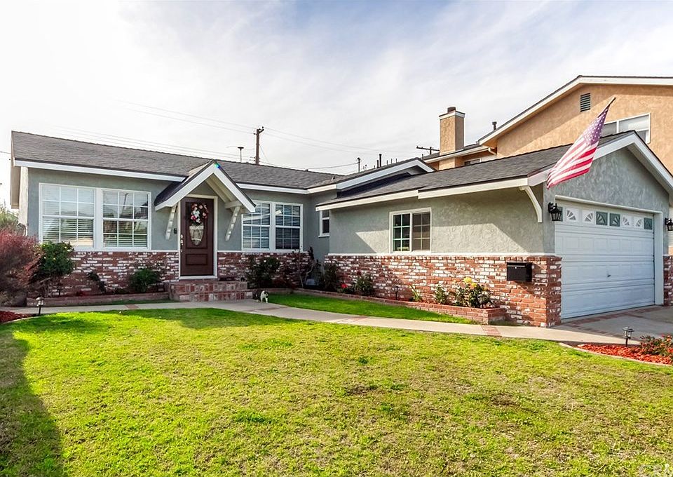 1st image of 23709 Vine Ave