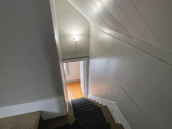 71 Green St, 71 Green St #3, Biddeford, ME 04005