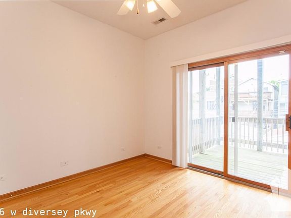 3rd image of 1326 W Diversey Pkwy #1016