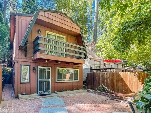 22903 Waters Dr, Crestline, CA 92325