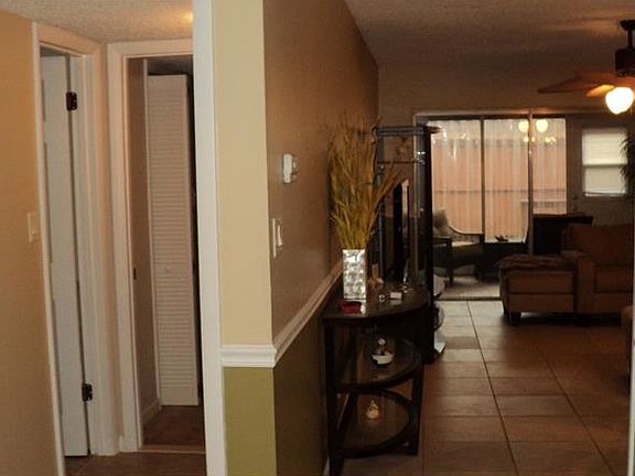 3rd image of 2054 Sunset Point Rd APT 33