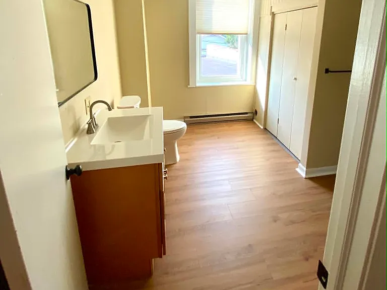 358 Chestnut St #3 — Photo 9