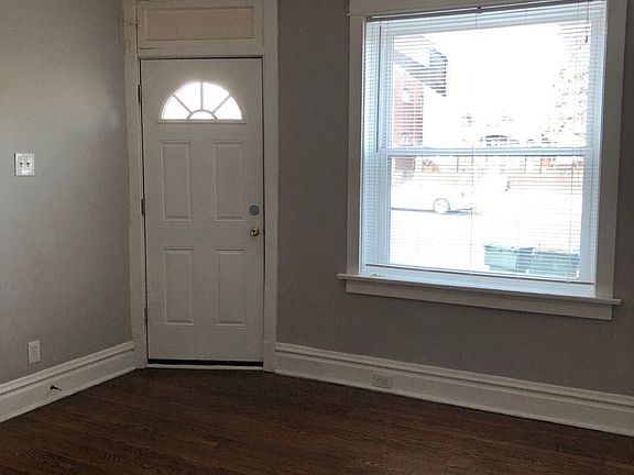 4th image of 5016 Chippewa St #5016