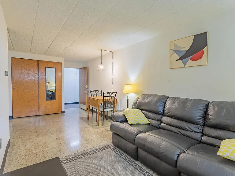 2441 Holmes St #5 — Photo 6