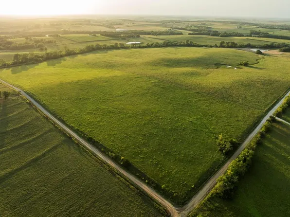 0 154th St, Valley Falls, KS 66088