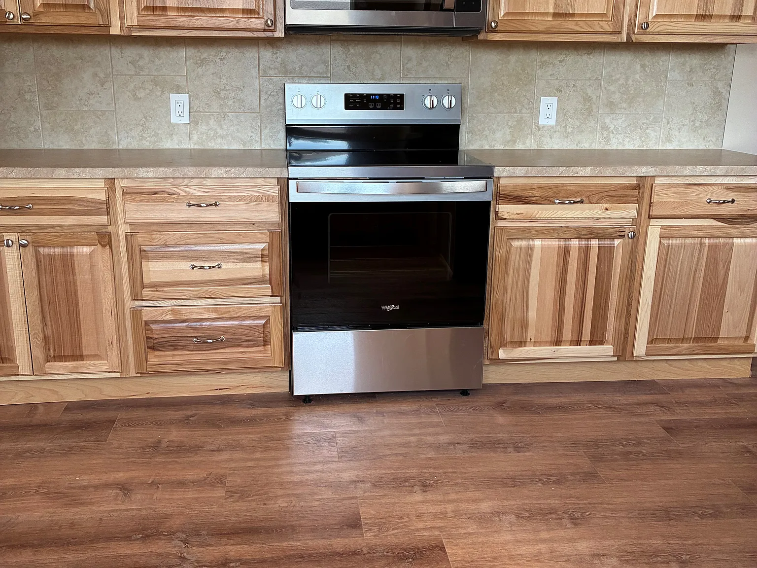 5 bed, 1818 sqft, $2,700 — Photo 4