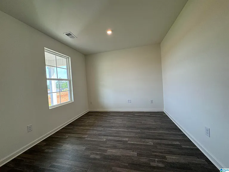 155 Orchid Ln — Photo 7