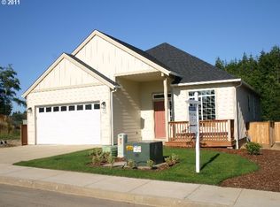 2295 Salal Loop, Warrenton, OR 97146