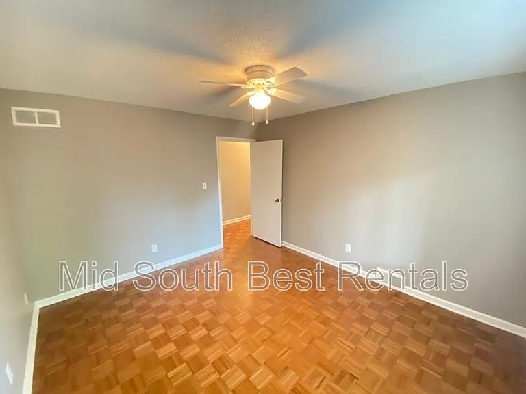6145 Quince Rd — Photo 8
