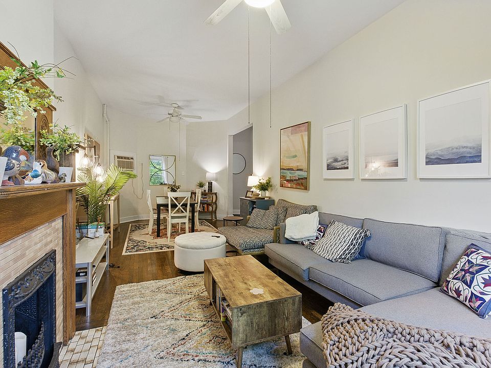 1st image of 2531 N Burling St #2