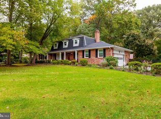 4030 Lee Ln, White Plains, MD