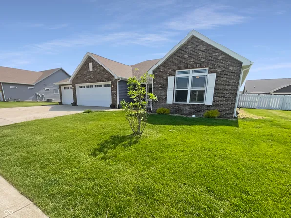 2913 Lily Dr, Lebanon, IN 46052