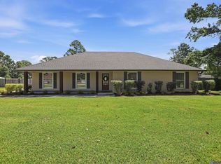 25540 Plantation Ave, Denham Springs, LA 70726