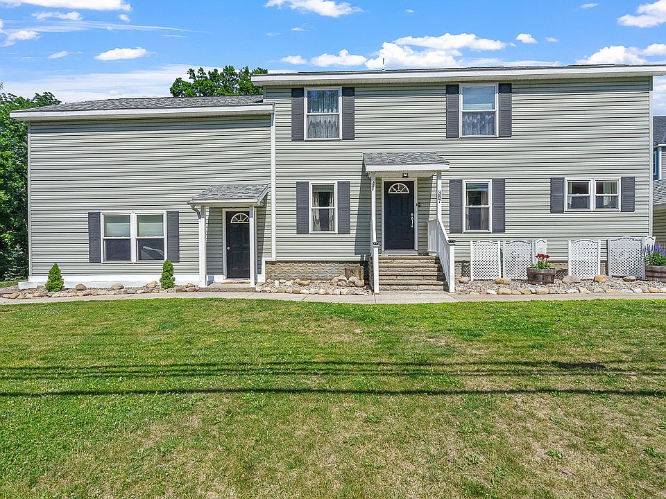 1st image of 387 Maple Ave