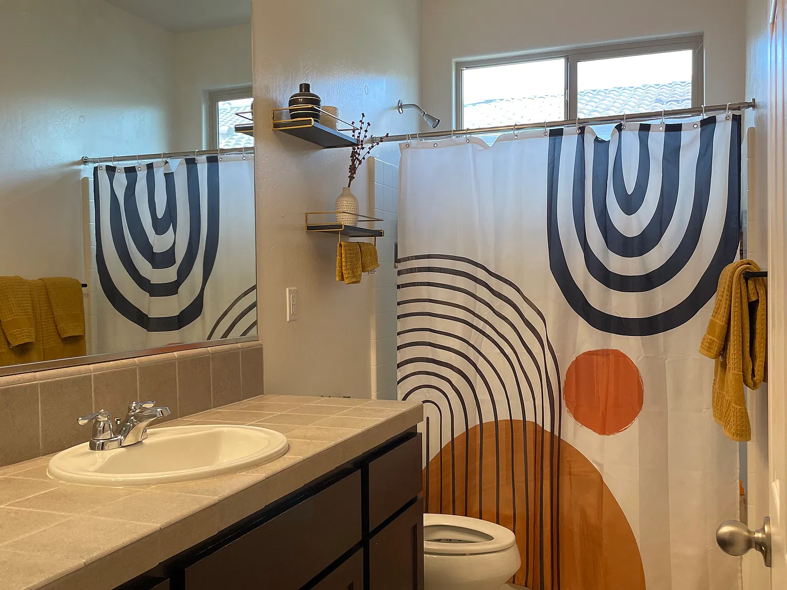 312 Hammersmith Dr — Photo 2
