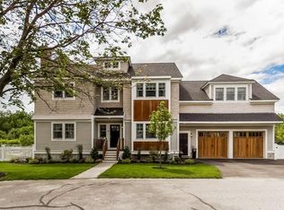 35 Vine St, Manchester, MA 01944