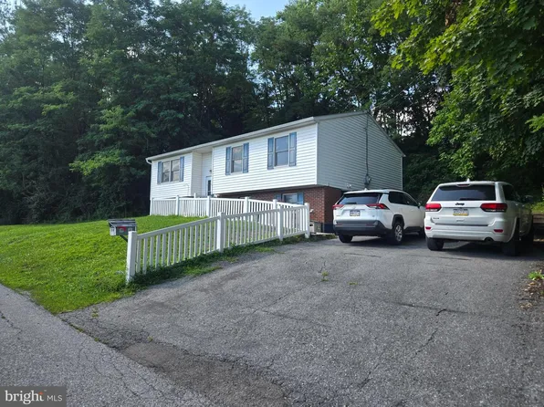 396 Whiteside Ave, Highspire, PA 17034