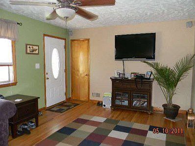 4th image of 2617 Anna Ave