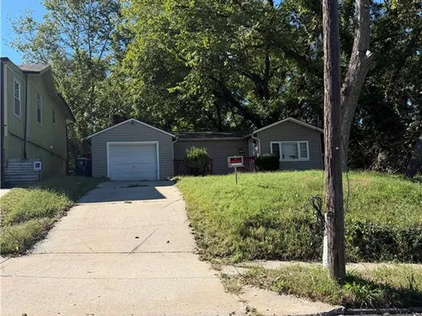 4216 Cypress Ave, Kansas City, MO 64130