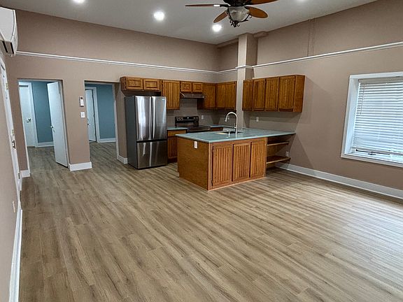 4th image of 169 Abeel St
