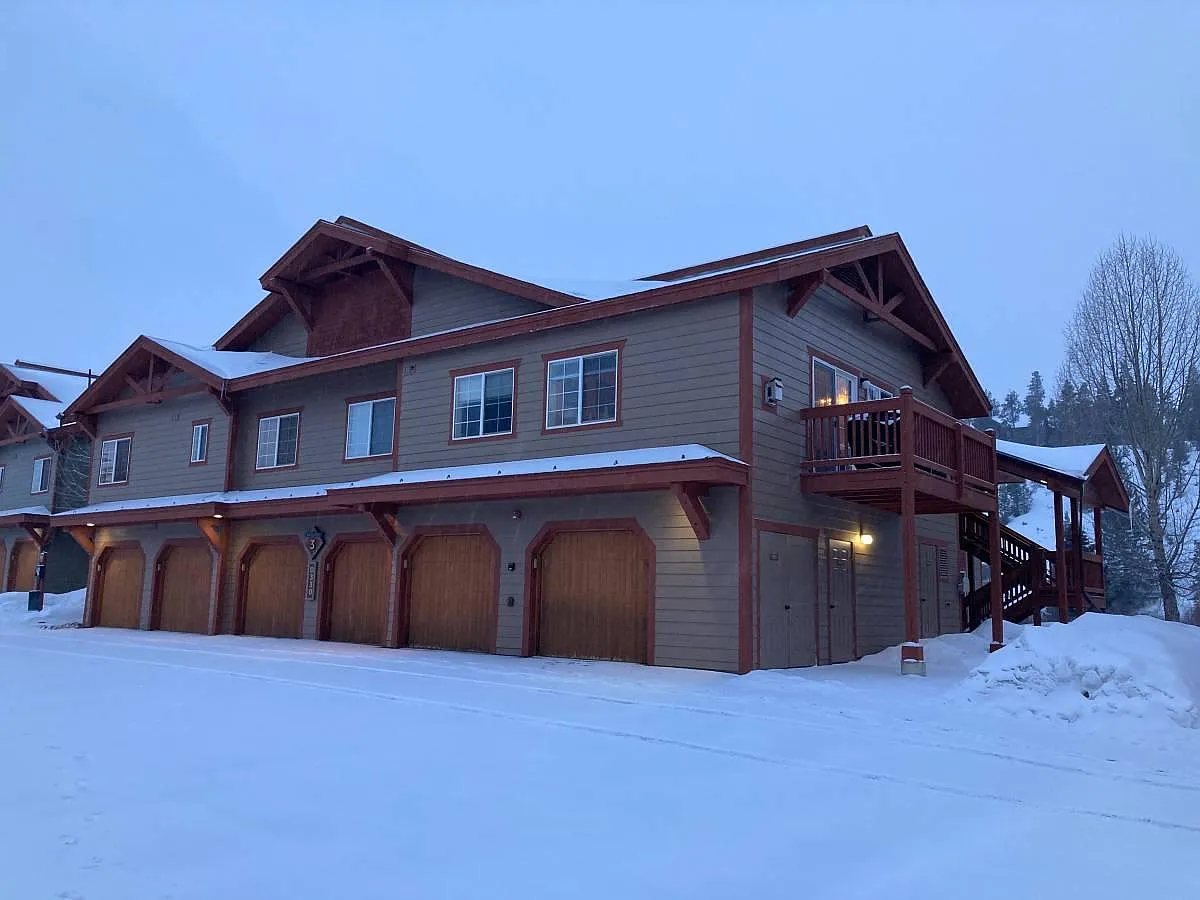 2 bed, 1000 sqft, $2,495 — Photo 1