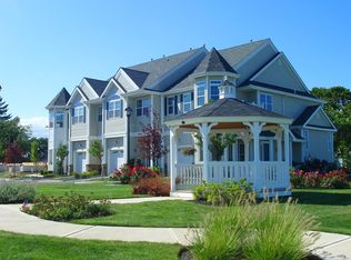 102 Jackie Ct, Patchogue, NY 11772