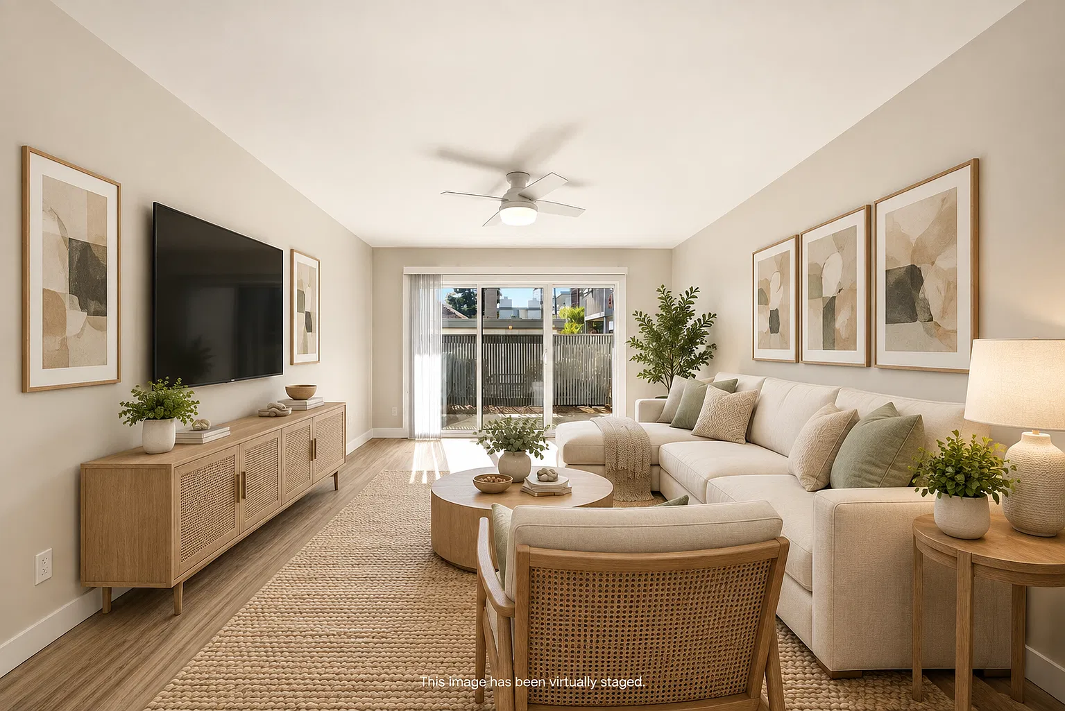 Beach Colony — Photo 1