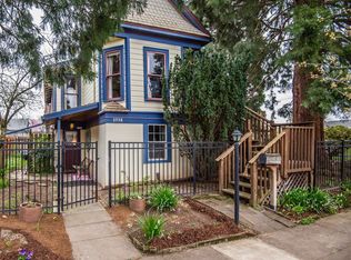 2738 SE 19th Ave, Portland, OR 97202