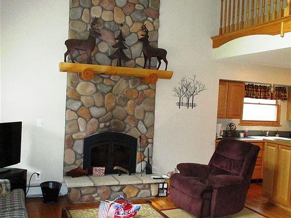 5th image of 5704 Janis Dr