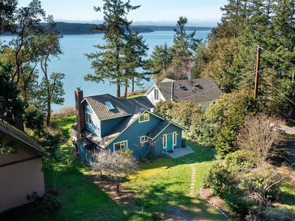 2790 Irenella Lane, Camano Island, WA 98282