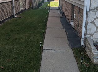 8708 S Saginaw Ave #1, Chicago, IL 60617