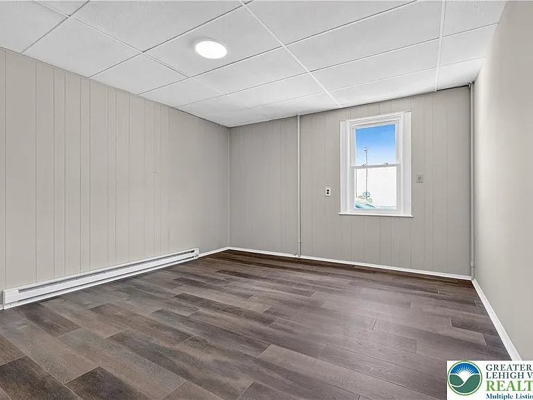 265-267 E Bertsch St #2 — Photo 15