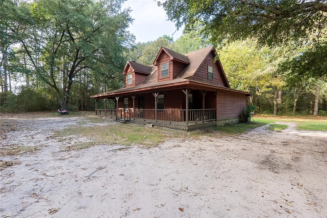 Building Photo - 19359 Forest Rd #219
