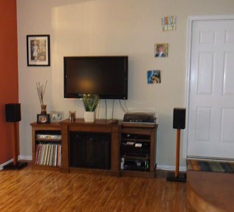 4th image of 1004A Briarwood Dr