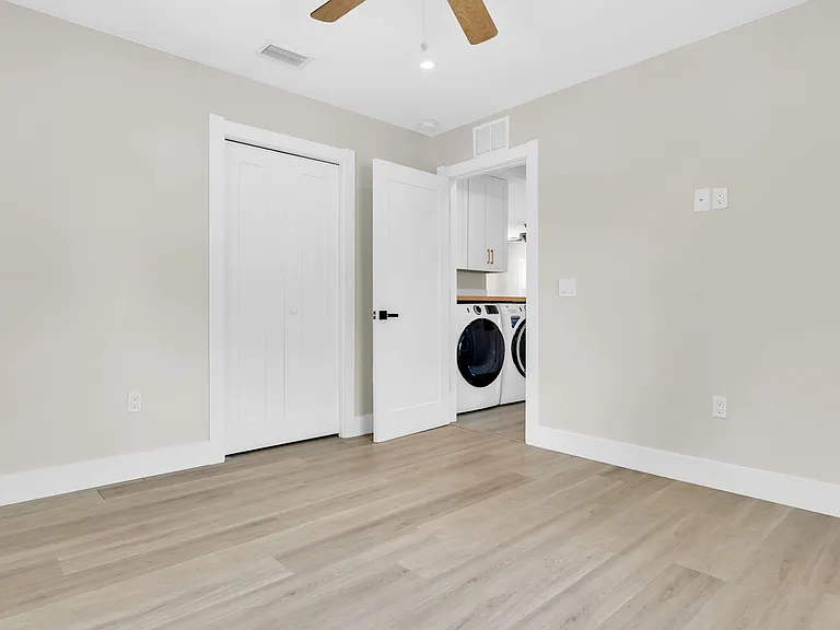 2906 W Nassau St — Photo 15