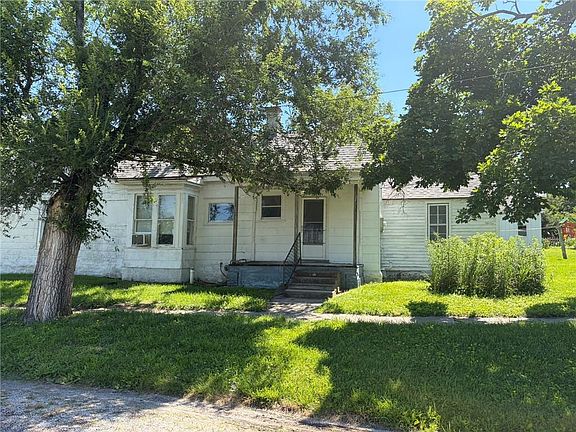 5th image of 312 W Van Buren St